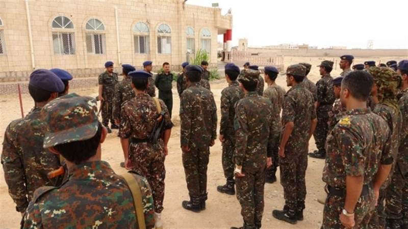 القبض على عصابة مارست الابتزاز الإليكتروني في محافظة المهرة