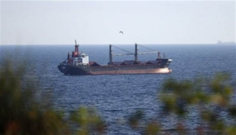 تحمل أكثر من 250 ألف طن متري من الحبوب.. 8 سفن تغادر الموانئ الأوكرانية إحداهن إلى اليمن