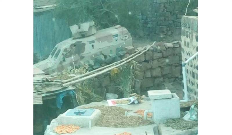 لليوم الرابع على التوالي.. مليشيات الحوثي تواصل فرض حصارها الخانق على إحدى القرى جنوب محافظة إب