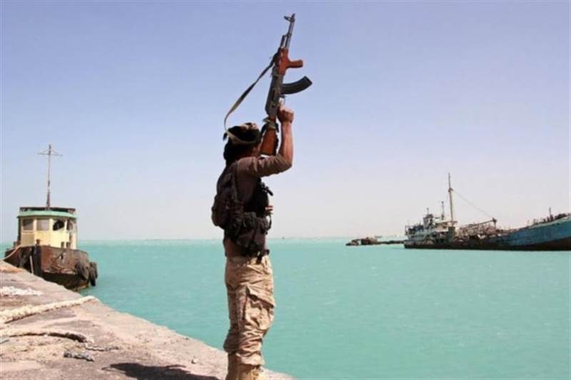 هجمات الحوثيين على الموانئ في اليمن.. ما تأثيراتها على أمن البحر الأحمر والملاحة الدولية؟