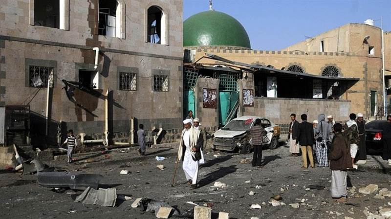 Yemen'de camiye bombalı saldırıda 5 kişi öldü
