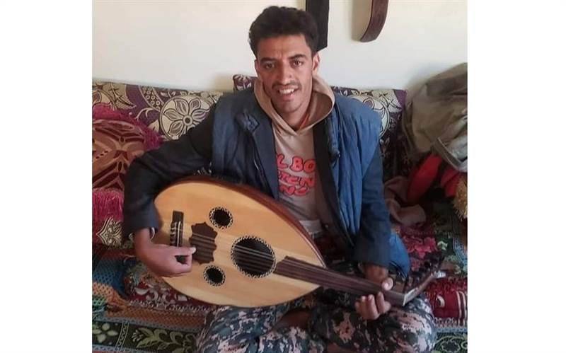 بعد خروجه من سجن الحوثي.. العثور على جثة فنان شعبي مشنوقاً في محافظة عمران