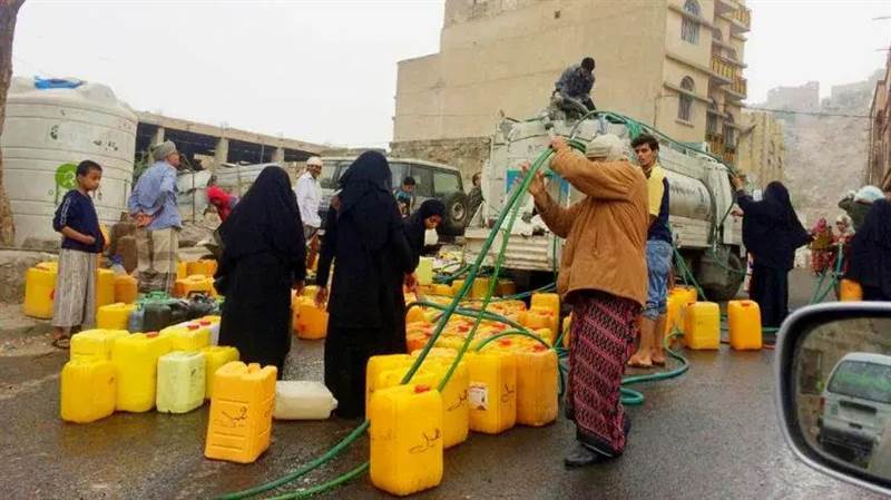 ضربت اليمن موجة صقيع شديدة.. الشتاء يرفع أسعار المياه في اليمن