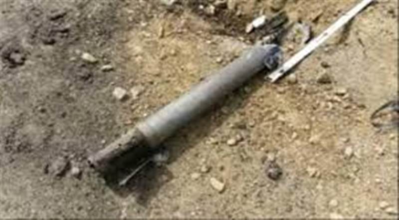 إصابة طفلين بجروح بليغة جراء انفجار مقذوفات حوثية في محافظتي الحديدة ومأرب