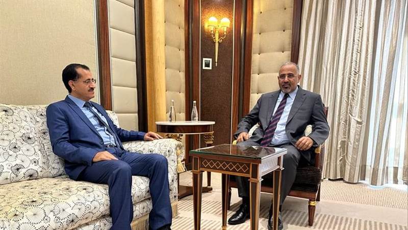 Ayderus Zubeydi, Mısır  Büyükelçisi ile Yemen’deki barışı görüştü