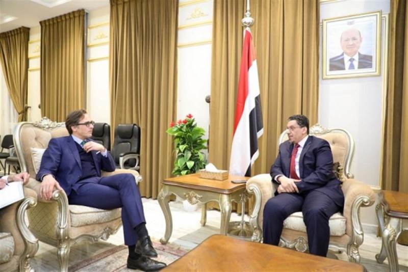 بحثا تطورات الأوضاع في اليمن.. وزير الخارجية يلتقي مع مسؤول ألماني