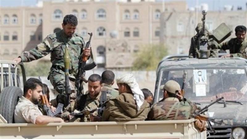 مليشيات الحوثي تشدد الحصار المفروض على منطقة الجاهلية في همدان