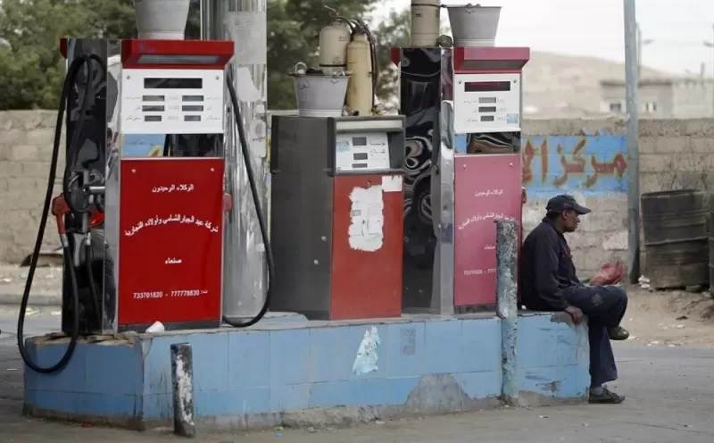 مصادر: شركة النفط تقر جرعة جديدة للبنزين في عدن