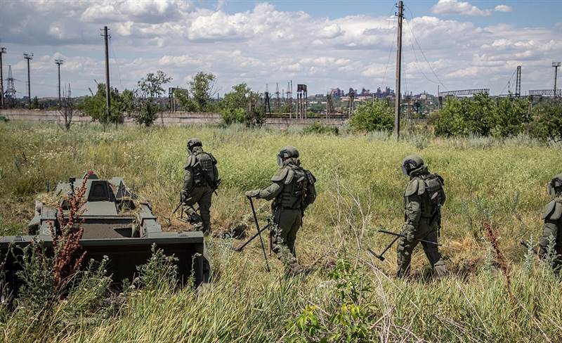 صحيفة بريطانية: روسيا تخسر 2000 جندي مقابل كل 100 متر تكسبها بشرق اوكرانيا