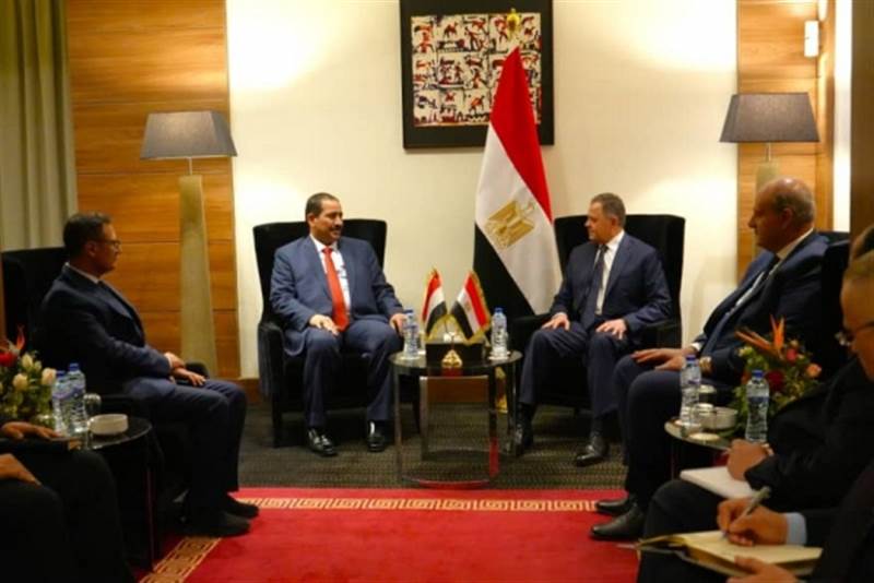وزير الداخلية يبحث مع نظيره المصري التعاون بين البلدين في مجال التدريب
