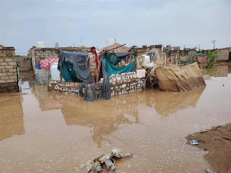 تحذير أممي.. الفيضانات تهدد ربع مخيمات النازحين في اليمن