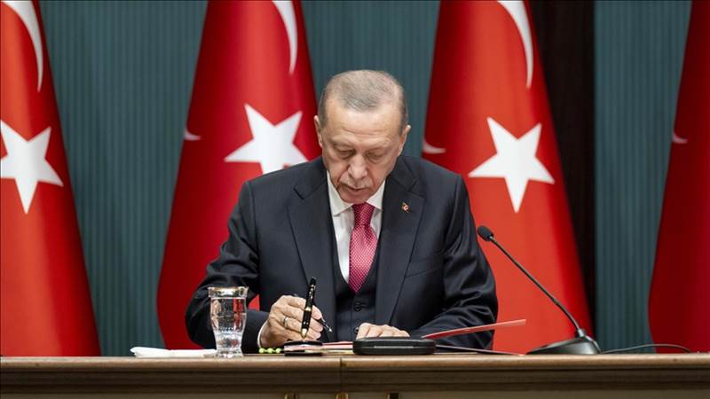 الرئيس التركي يوقع مرسوما رئاسيا يقضي بإجراء الانتخابات الرئاسية في 14 مايو المقبل