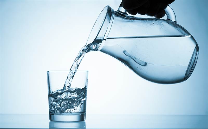 كم كوبا من الماء يجب أن يشرب مريض السكري الصائم في رمضان؟