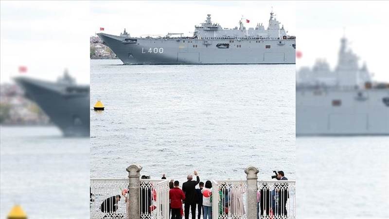 أردوغان يغرد بتحية لسفينة "تي سي جي الأناضول" خلال عبورها مضيق البوسفور