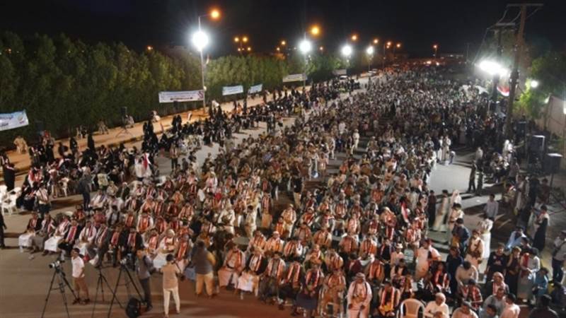 المقاومة الشعبية بمحافظتي مأرب والجوف تقيمان حفلاً فنياً وخطابياً بالذكرى الـ 33 لإعادة تحقيق الوحدة اليمنية