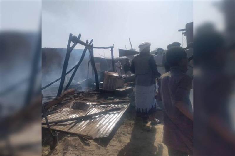 نشوب حريق هائل في مخيم للنازحين بمحافظة مأرب