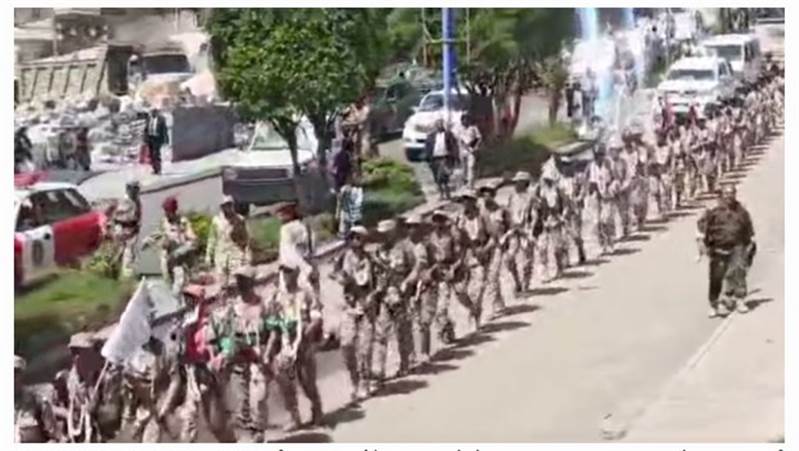 Husi milisleri Dhamar’dan Taiz’e yüzlerce savaşçıyı sevk etti