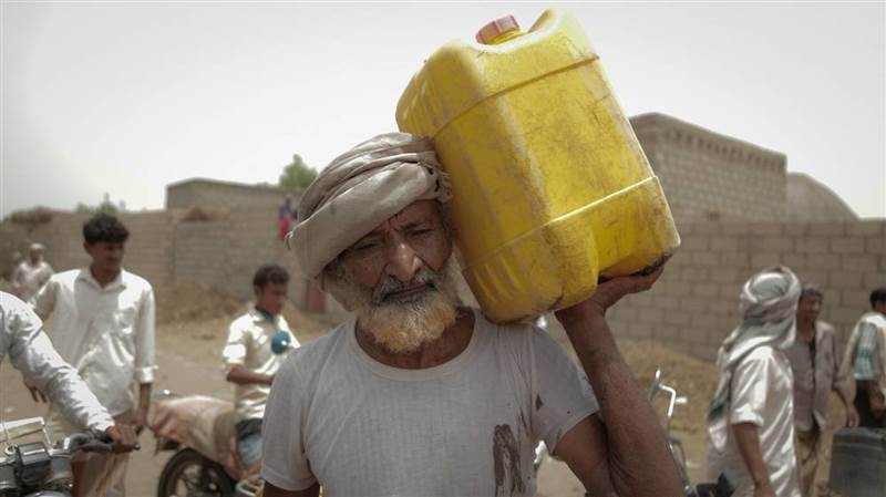 شكاوى في صنعاء من ارتفاع درجات الحرارة وغياب الخدمات