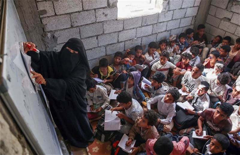 أطفال اليمن... تكلفة كبيرة للعودة إلى مدارس مزدحمة وتنقصها الجودة