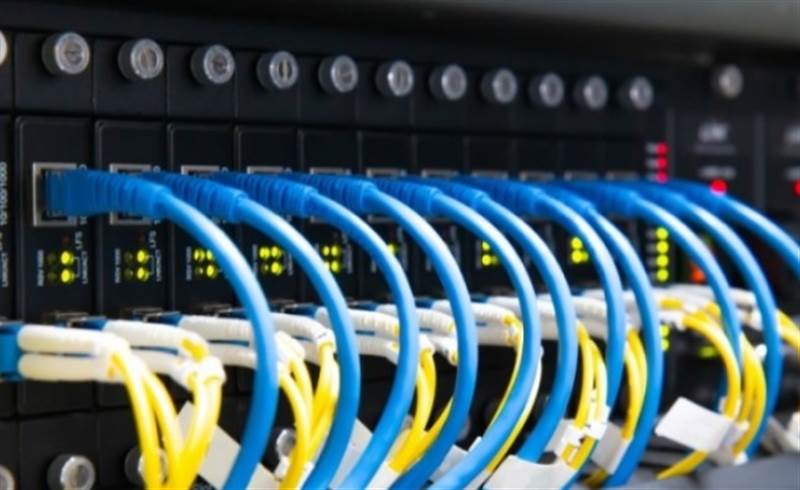 Aden’de fiber optik kablonun onarılmasının ardından internet bağlantısı kuruldu