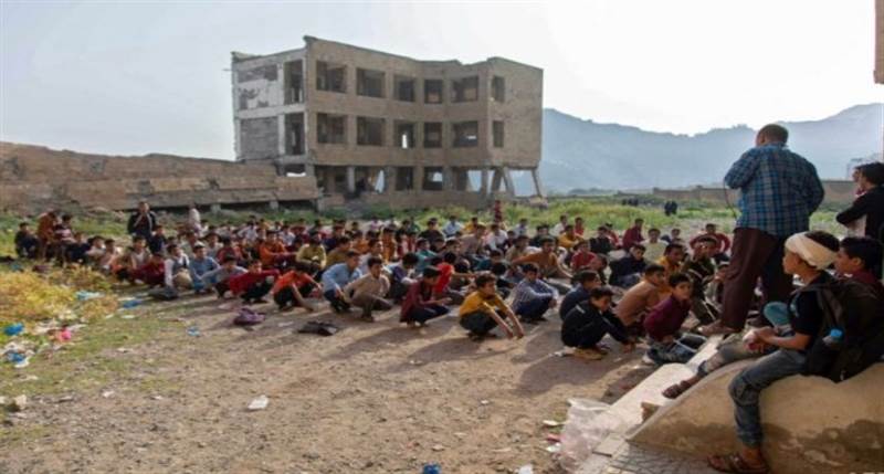 Kızıl Haç: Çatışmalar nedeniyle iki milyondan fazla Yemenli çocuk okula gidemiyor