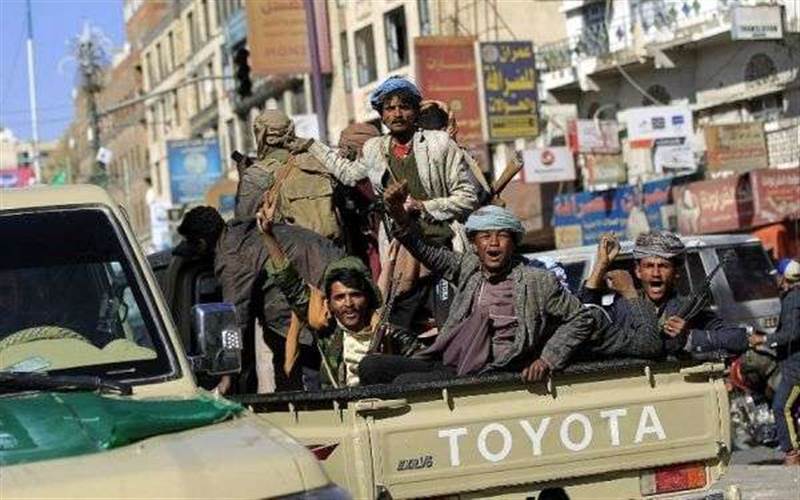 إفقار صنعاء.. الحوثي ينتهج نهب وتجويع الشعب وإثراء قادة المليشيا