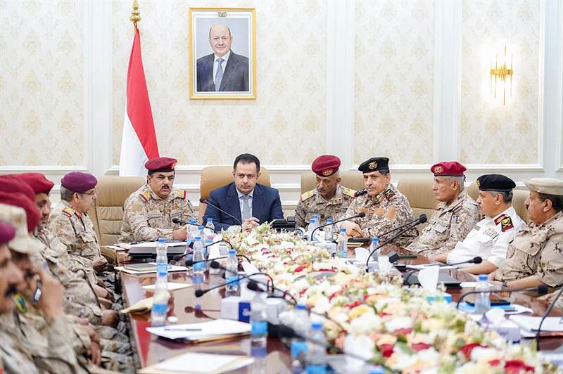 الحكومة: احتفاء اليمنيين خاصة في مناطق المليشيا بثورة 26 سبتمبر يؤكد انتهاء الامامة الى غير رجعة