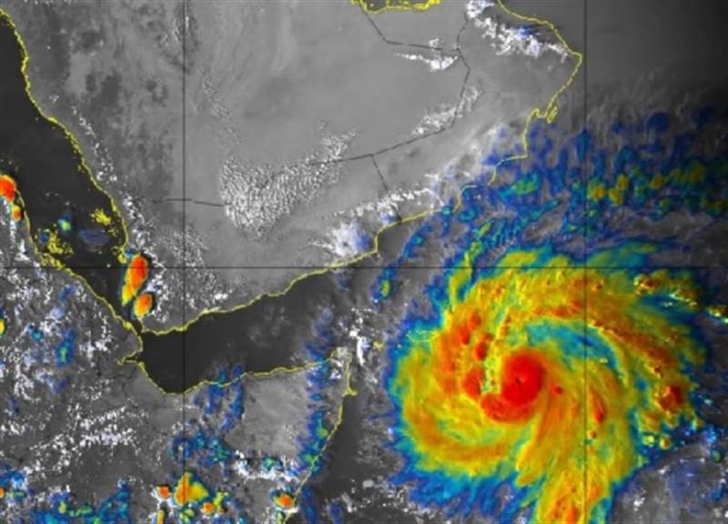 توجيهات حكومية باتخاذ الإجراءات الوقائية للتعامل مع إعصار "تيج"