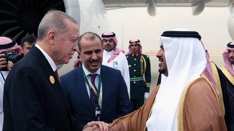 الرئيس التركي يصل الى السعودية للمشاركة في القمة العربية-الاسلامية