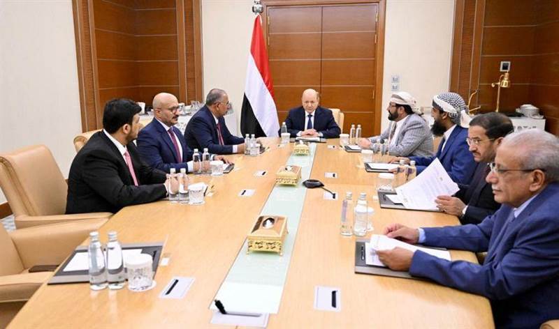 التباينات بين الرياض وابوظبي تعرقل اجتماعات المجلس الرئاسي