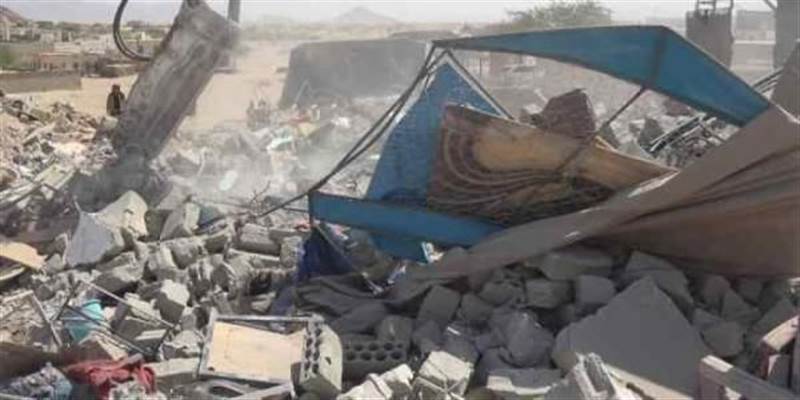 مليشيات الحوثية تستهدف بطائرة مسيرة منازل المواطنين شمال غرب محافظة مارب