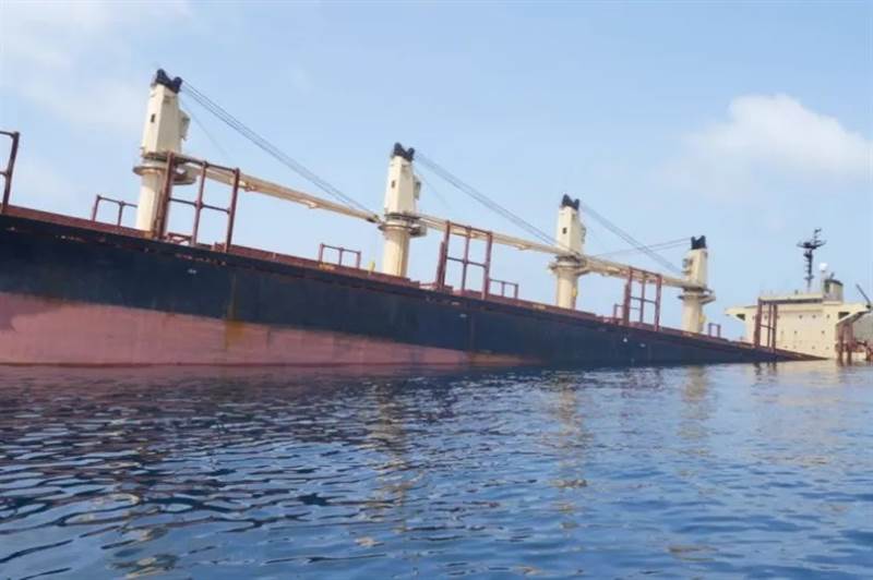 حملت مليشيات الحوثي مسؤولية الكارثة البيئية.. الحكومة اليمنية تعلن غرق السفينة "روبيمار" قبالة السواحل اليمنية