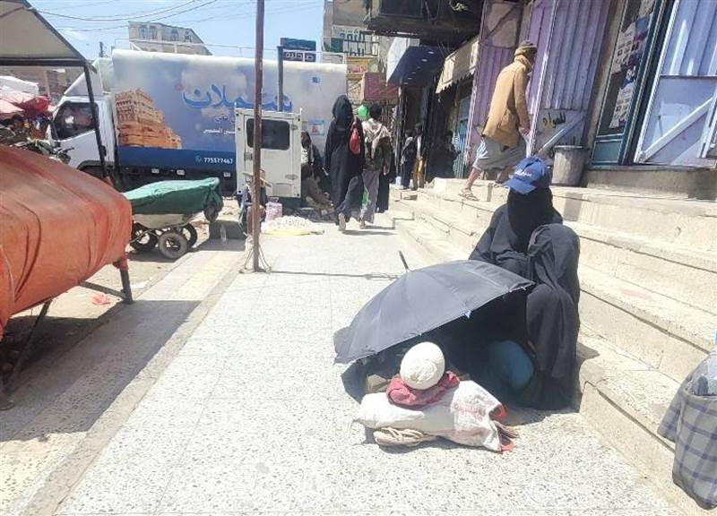 النساء الأرامل في اليمن... معاناة متفاقمة جراء افتقادهن الحماية الاجتماعية