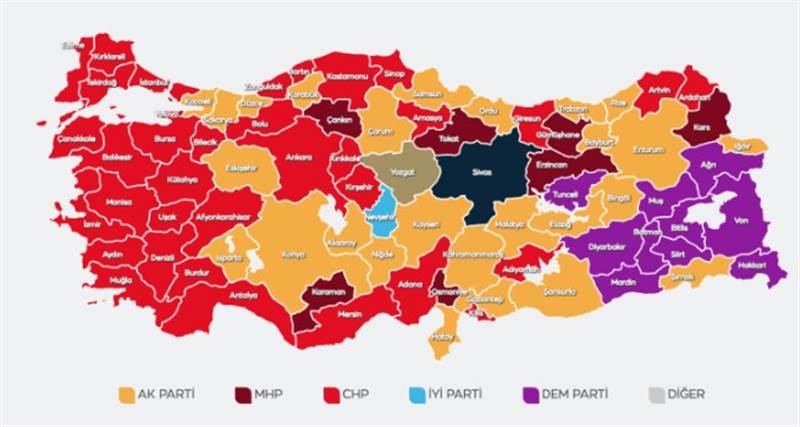 Türkiye genelinde sandıkların yüzde 99'u açıldı: CHP yüzde 37, AK Parti 35,54