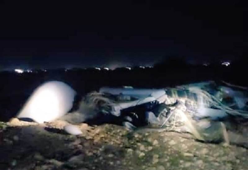 سقوط طائرة مسيرة بالقرب من مخيم للنازحين بمارب