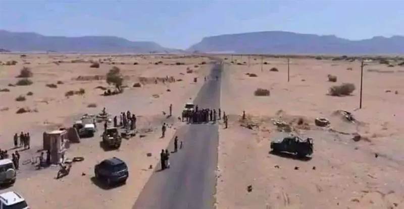بعد مماطلة 4 اشهر على مبادرة الحكومة.. مليشيا الحوثي تعلن فتح طريق البيضاء - مأرب