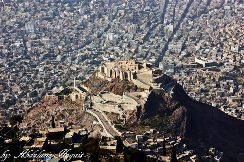 جريمة تهز محافظة تعز.. حارس مدرسة يعتدي "جنسياً" على اطفال