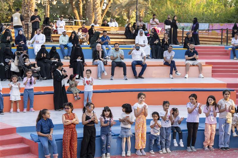 حضور جماهيري غفير... " أيام اليمن " في الرياض ( فيديو)