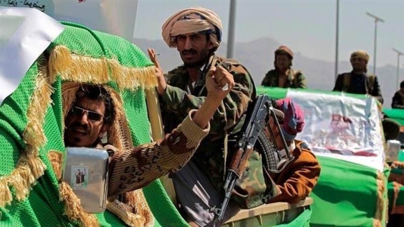 Houthis Announce Death of 11 Senior Officers Amid Escalating Clashes