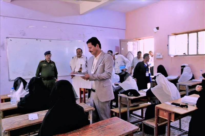 نائب وزير التربية يدشن اختبارات الثانوية العامة في مأرب