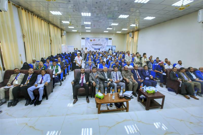 مأرب: المؤتمر الوطني للتعليم يناقش أزمات القطاع ويطالب بشراكة فاعلة لإنقاذ المستقبل