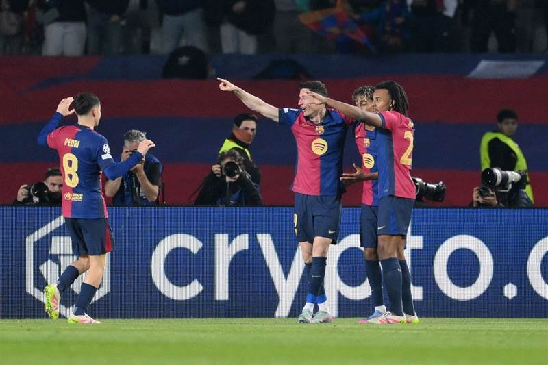 خبر سار لعشاق برشلونة: ليفاندوفسكي يعود للتمارين قبل مواجهة إنتر