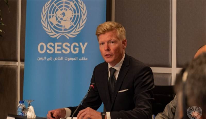 اول تعليق للمبعوث الاممي الى اليمن على استهداف مطار صنعاء