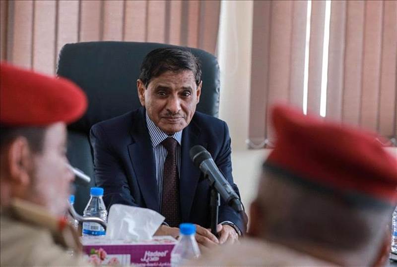 البحسني يعلن بدء خطة لاحتواء التوتر في حضرموت.. ويُوجّه بإنشاء صندوق تنمية لدعم الكهرباء