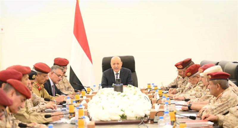 قرار رئاسي باستحداث منطقة عسكرية ثامنة وتعيين العولقي قائدا لها .. (تفاصيل)