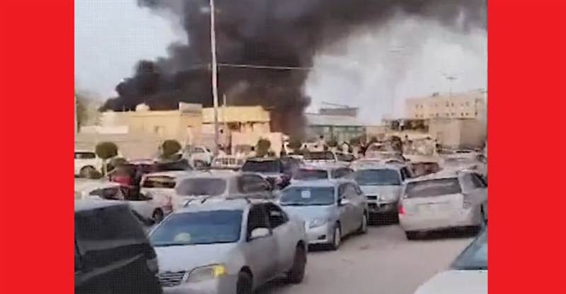 المهرة.. حريق هائل يلتهم مستودعات تجارية بالغيضة