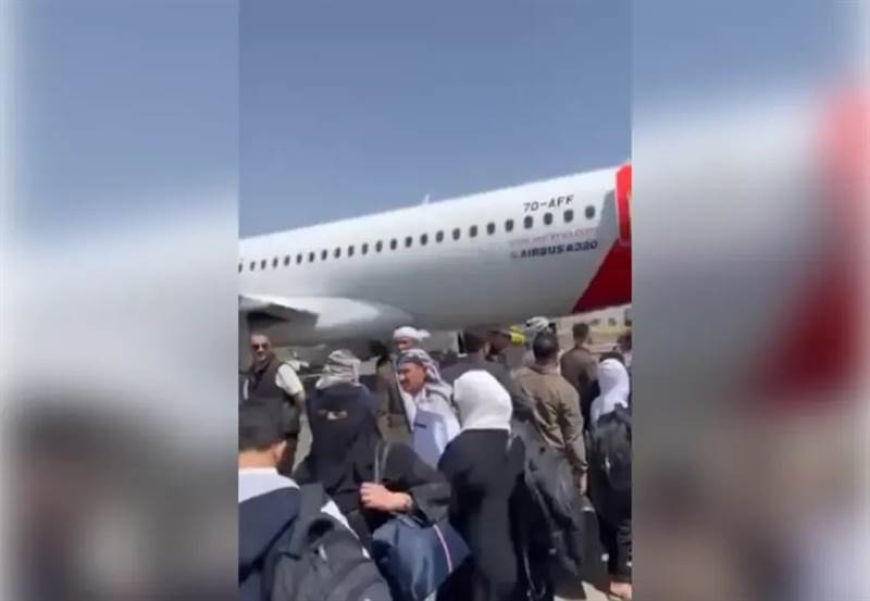 وزير الإعلام اليمني: انفجار صنعاء ناتج عن فشل حوثي في إطلاق صاروخ من محيط المطار ( شاهد الفيديو)