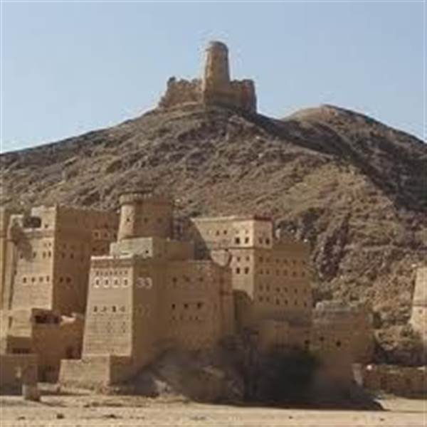 مجزرة مروعة في الجوف.. الحوثيون يقتلون شيخ قبلي وأسرته بالكامل بتفجير منزله