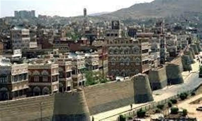 الحوثيون يمنعون التصوير الإعلامي في صنعاء وسط تكتم على انفجارات دموية ( وثيقة )
