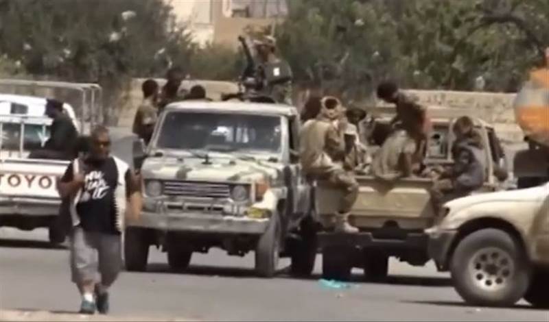 مصادر.. مليشيا الحوثي تحاصر إدارة أمن جبلة